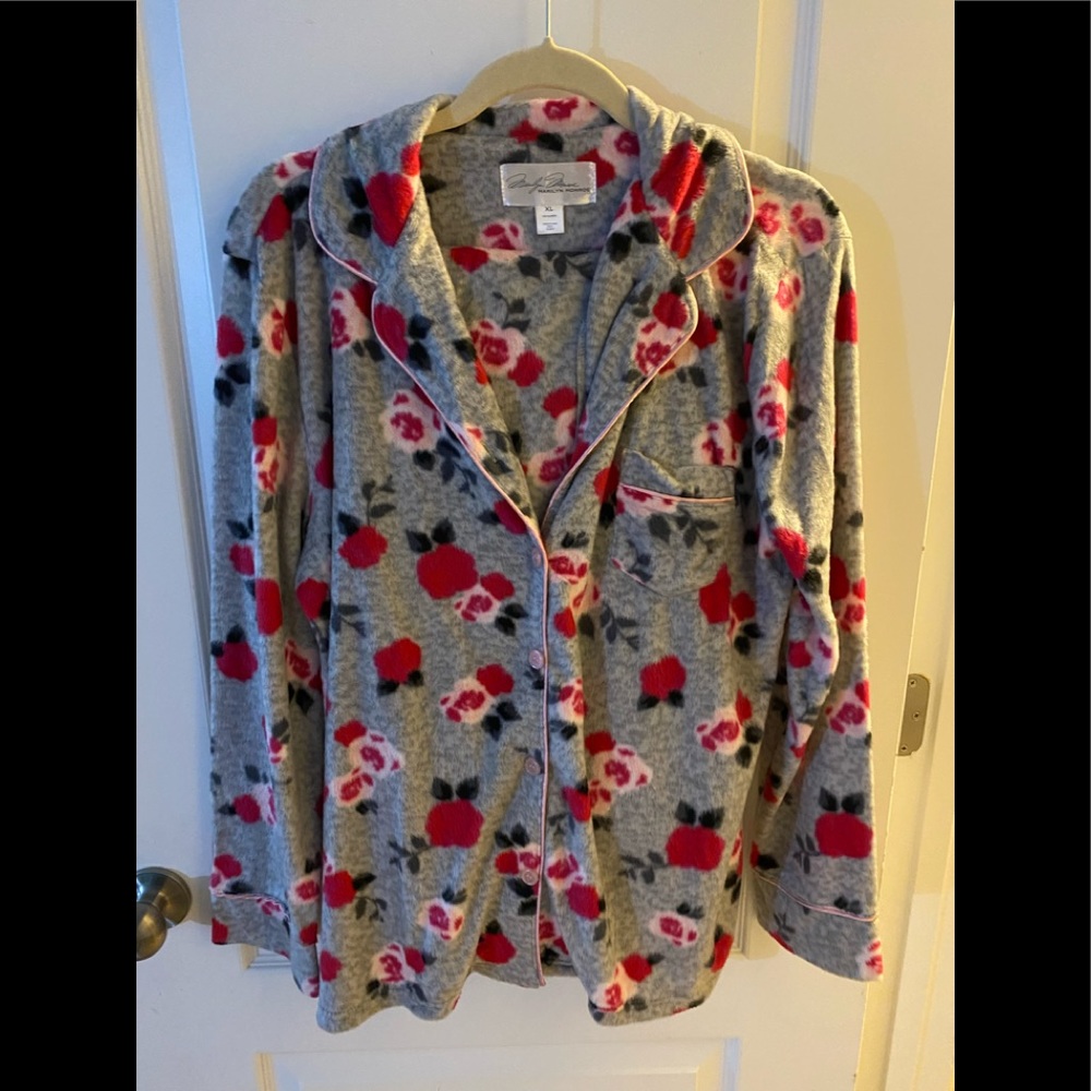 Marilyn Monroe Pajamas, Size XL